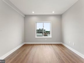 429 Lemonte Street, Philadelphia PA 19128