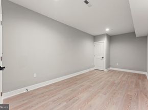 429 Lemonte Street, Philadelphia PA 19128