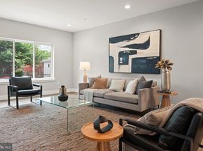 429 Lemonte Street, Philadelphia PA 19128