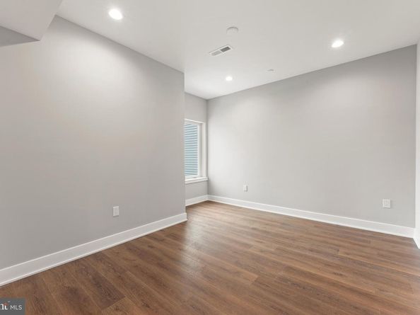 429 Lemonte Street, Philadelphia PA 19128