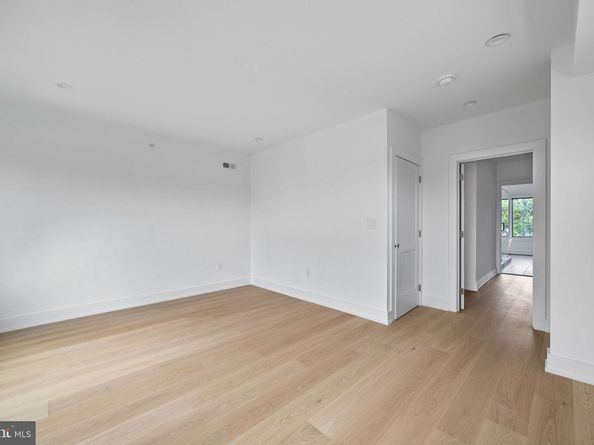 706 Latona Street F, Philadelphia PA 19147