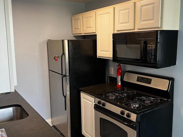 4810 Quarles Street NE 404, Washington DC 20019