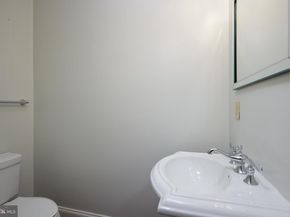 2200 17TH Street NW 109, Washington DC 20009