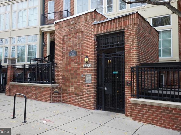 2200 17TH Street NW 109, Washington DC 20009
