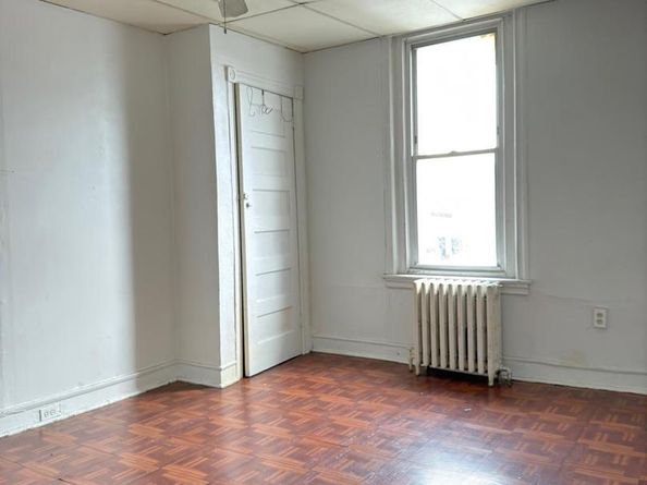 2600 N 23rd Street, Philadelphia PA 19132