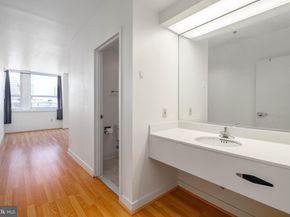 1100 Vine Street 415, Philadelphia PA 19107