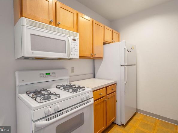 1100 Vine Street 415, Philadelphia PA 19107