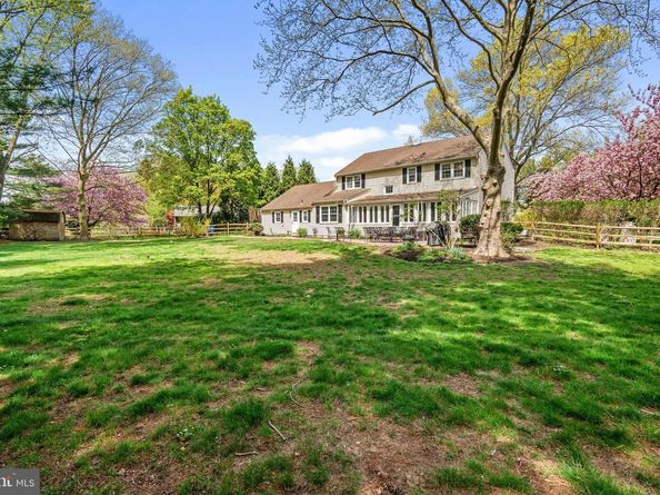 10 Bailey Drive, Washington Crossing PA 18977