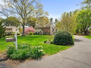 10 Bailey Drive, Washington Crossing PA 18977