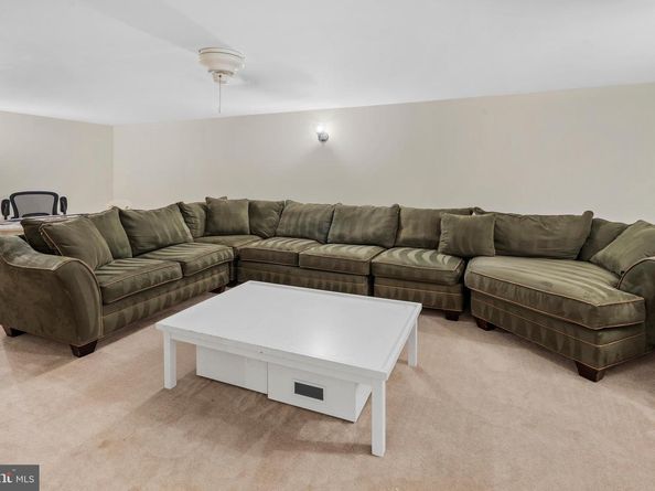 10 Bailey Drive, Washington Crossing PA 18977