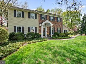 10 Bailey Drive, Washington Crossing PA 18977