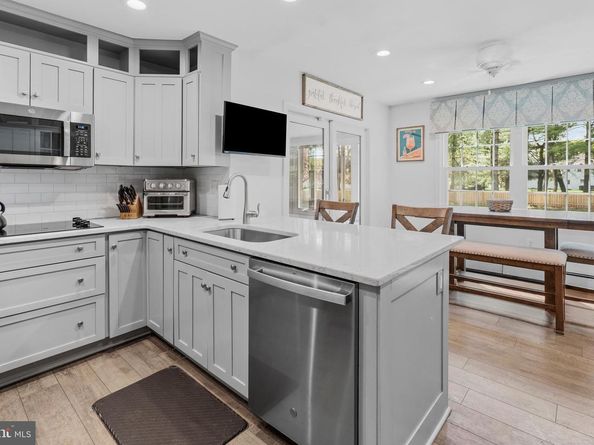 10 Bailey Drive, Washington Crossing PA 18977