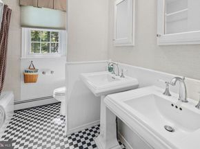 10 Bailey Drive, Washington Crossing PA 18977