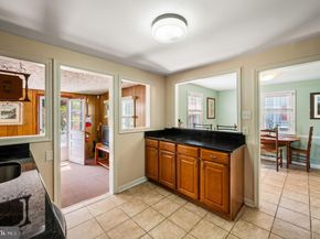416 Preston Lane, Hatboro PA 19040