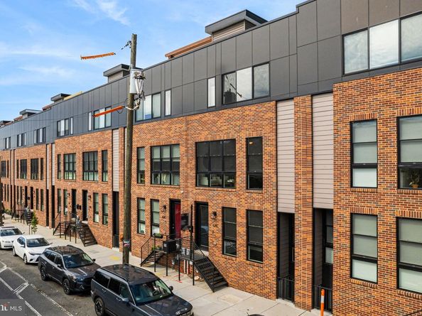 670 N 13TH Street, Philadelphia PA 19123