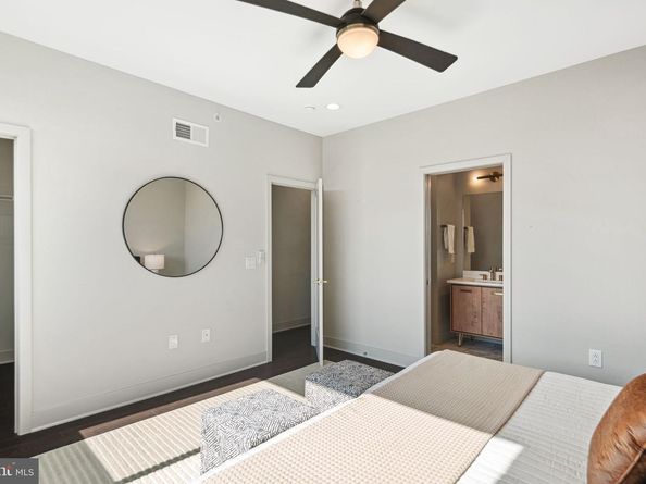 670 N 13TH Street, Philadelphia PA 19123