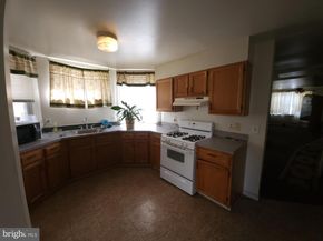 5737 N Park Avenue, Philadelphia PA 19141