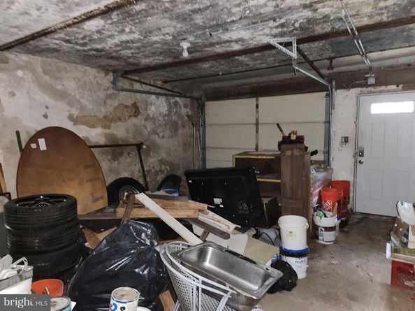5737 N Park Avenue, Philadelphia PA 19141
