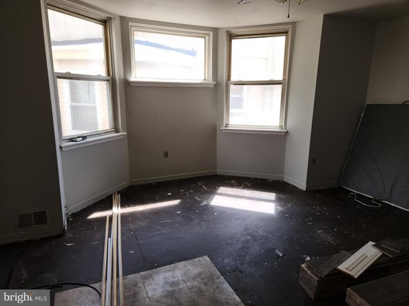 5737 N Park Avenue, Philadelphia PA 19141
