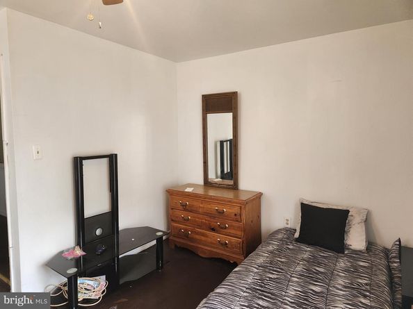 5737 N Park Avenue, Philadelphia PA 19141