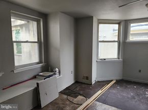 5737 N Park Avenue, Philadelphia PA 19141