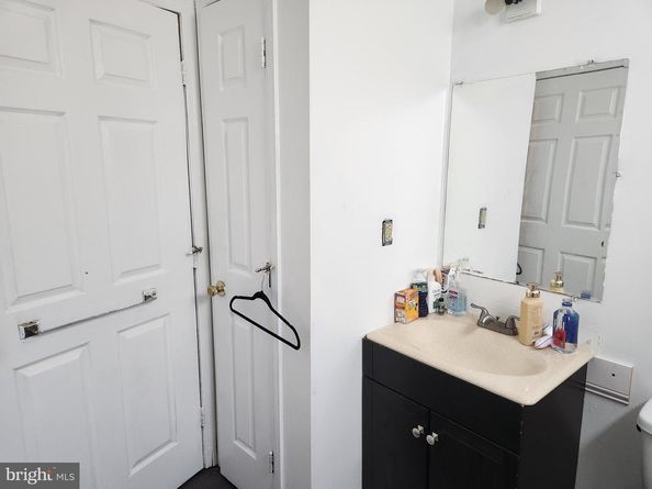 5737 N Park Avenue, Philadelphia PA 19141