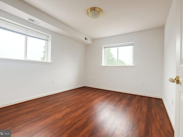 5000 Call Place SE 403, Washington DC 20019