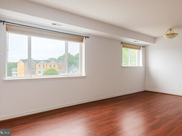 5000 Call Place SE 403, Washington DC 20019