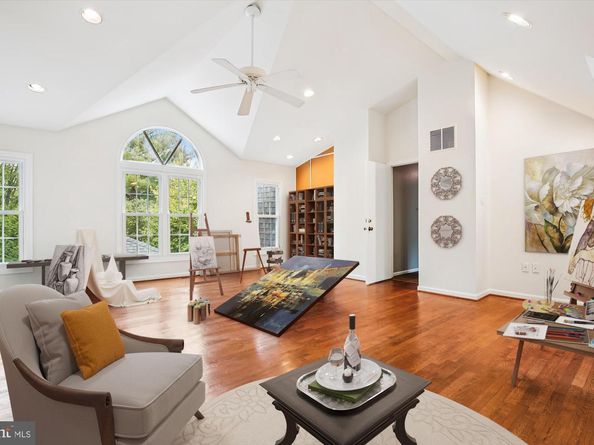 8112 Buckspark Lane E, Potomac MD 20854