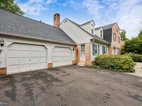 8112 Buckspark Lane E, Potomac MD 20854