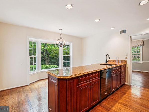 8112 Buckspark Lane E, Potomac MD 20854