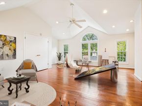 8112 Buckspark Lane E, Potomac MD 20854