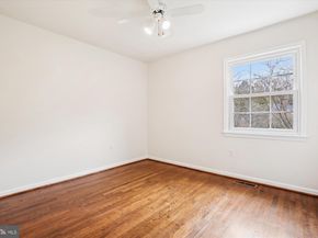 8112 Buckspark Lane E, Potomac MD 20854