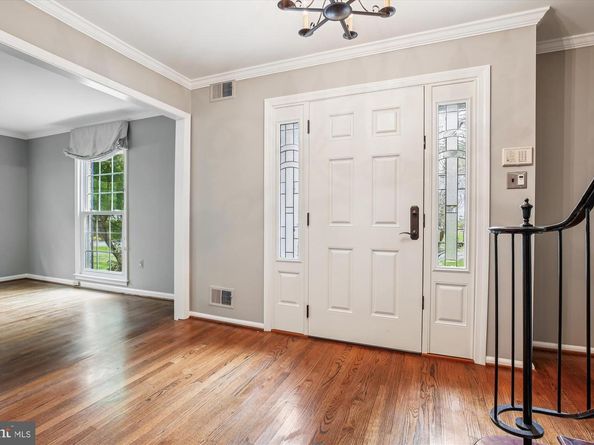 8112 Buckspark Lane E, Potomac MD 20854