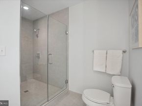 923 V Street NW 601, Washington DC 20001