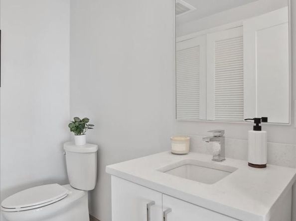 923 V Street NW 601, Washington DC 20001