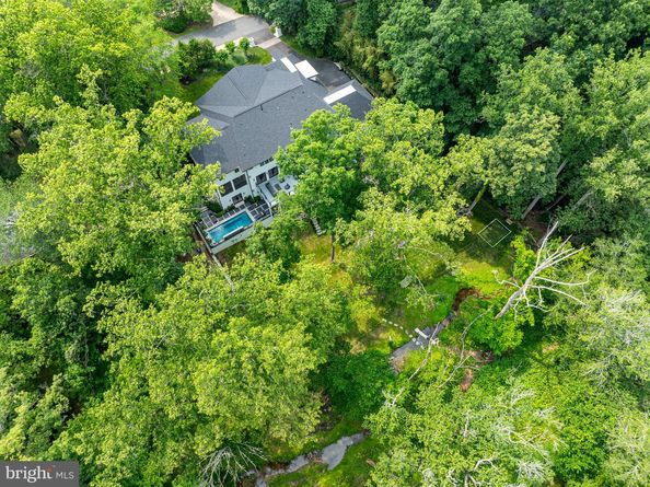 825 Whann Avenue, Mclean VA 22101