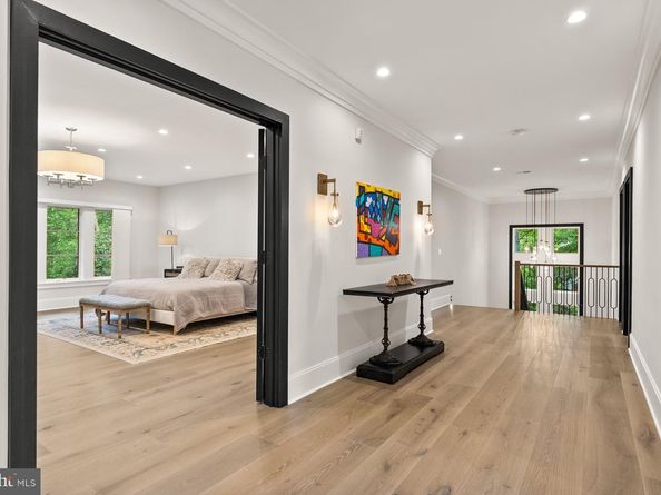 825 Whann Avenue, Mclean VA 22101