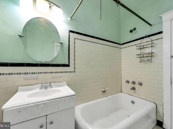 7252 Brent Road, Upper Darby PA 19082