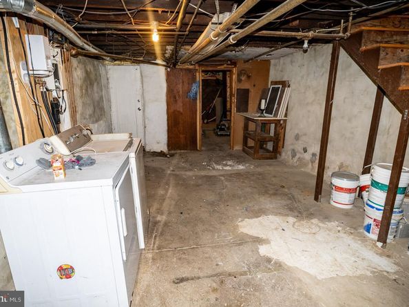 1011 Andrews Avenue, Darby PA 19023