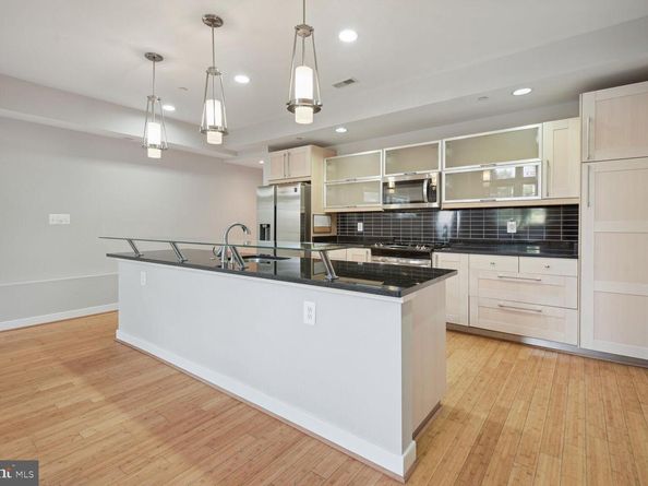 241 R Street NE A, Washington DC 20002