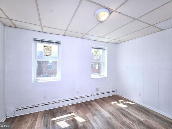 2441 S Hutchinson Street, Philadelphia PA 19148