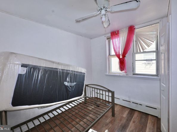 2441 S Hutchinson Street, Philadelphia PA 19148