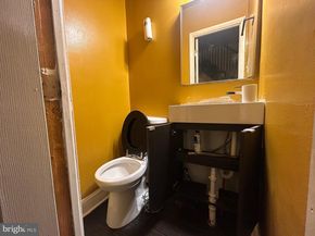 418 W Spencer Avenue, Philadelphia PA 19120