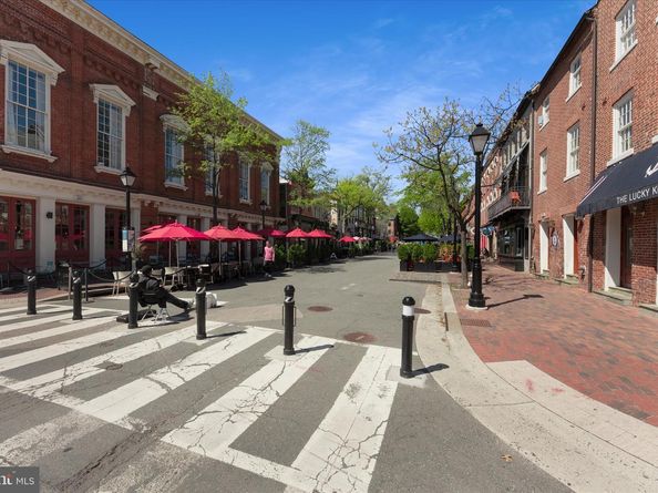 733 S Fayette Street, Alexandria VA 22314