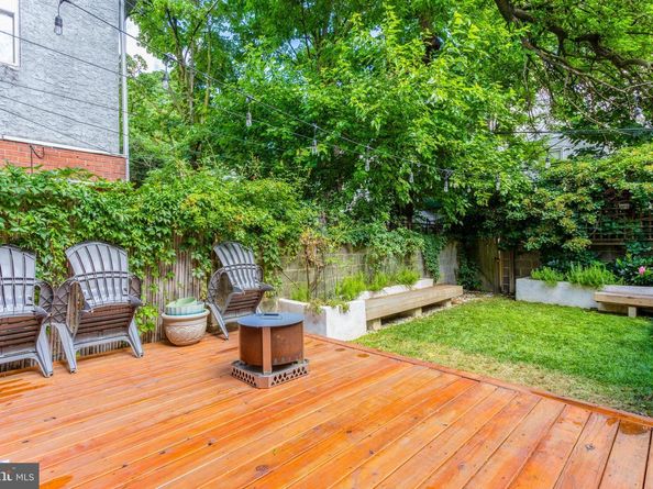 1911 Mount Vernon Street, Philadelphia PA 19130