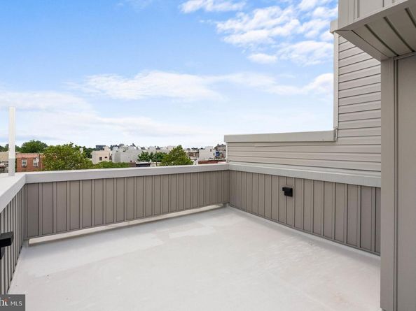 613 Mercy Street, Philadelphia PA 19148