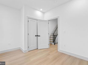 613 Mercy Street, Philadelphia PA 19148