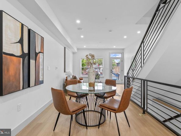 613 Mercy Street, Philadelphia PA 19148