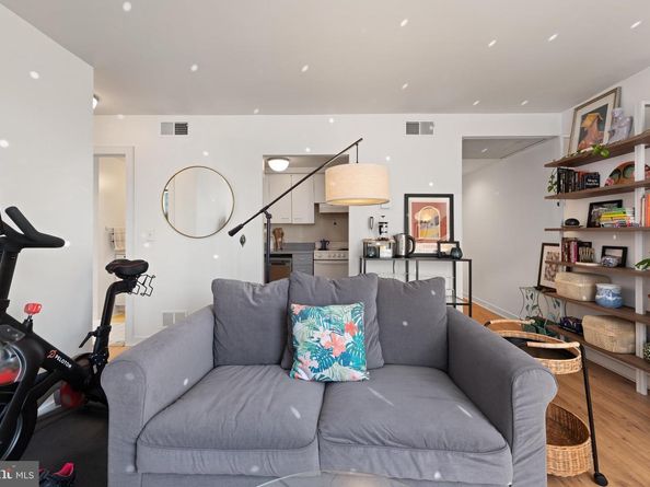 2611 Adams Mill Road NW 208, Washington DC 20009